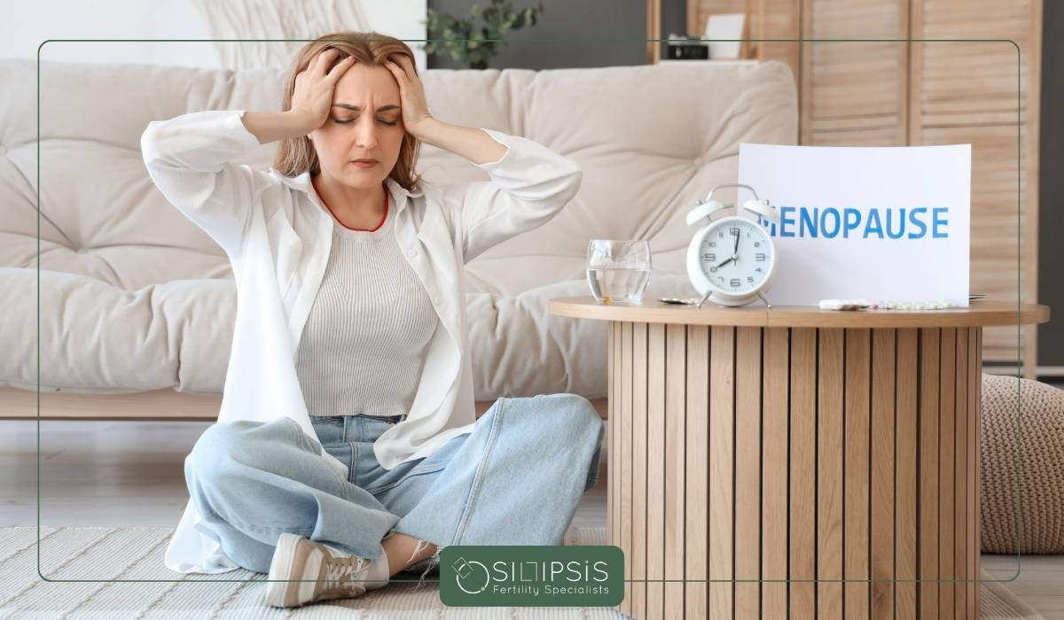 Κολπικά υγρά και εμμηνόπαυση: Τι σημαίνουν;